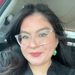 Meet your Posher, Corina
